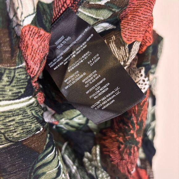 New Volcom Black with Orange Floral Coco Ho Cami Tank Top Medium - Picture 7 of 7